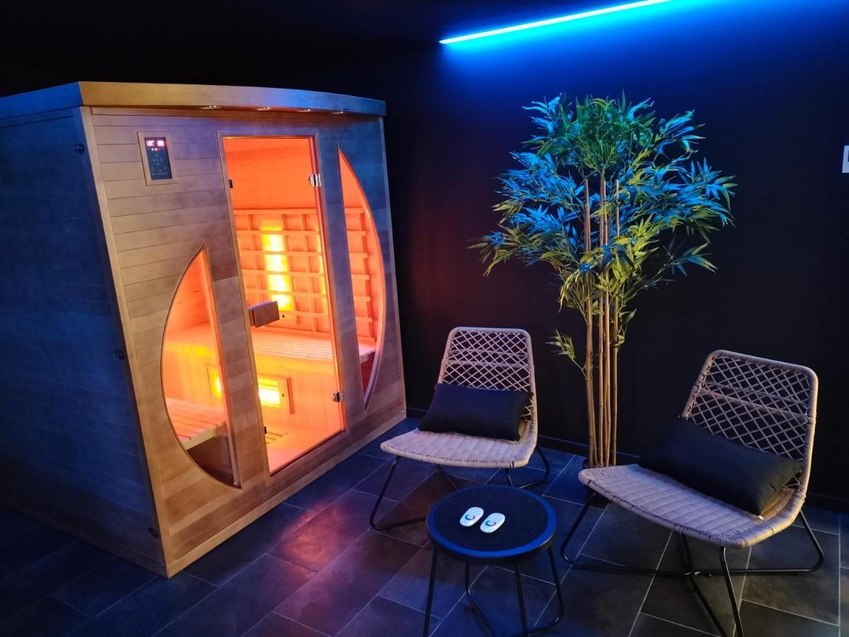 Le Jardin Medicis Avec Spa Privatif Tredion Zewnętrze zdjęcie